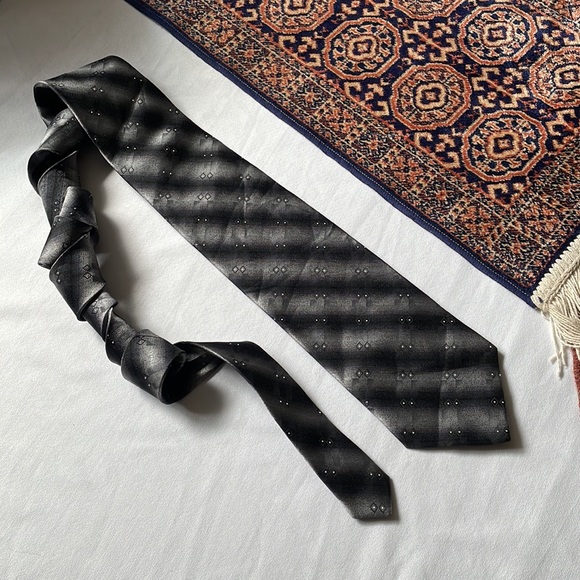 Ermenegildo Zegna silk tie - Picture 2 of 8